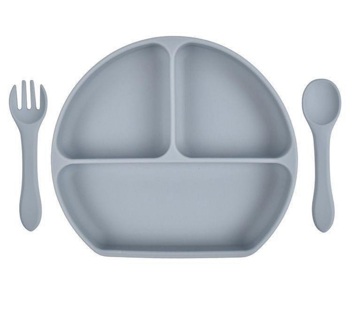 Plato silicona + cubiertos